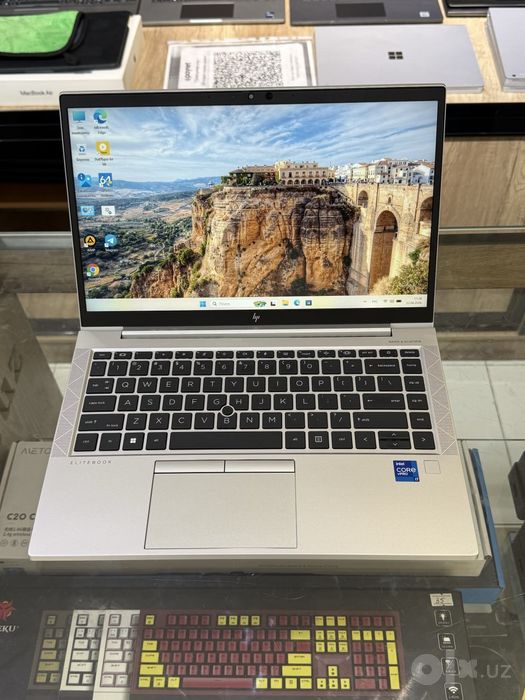 HP ELITEBOOK 840 G8 laptop noutbuk