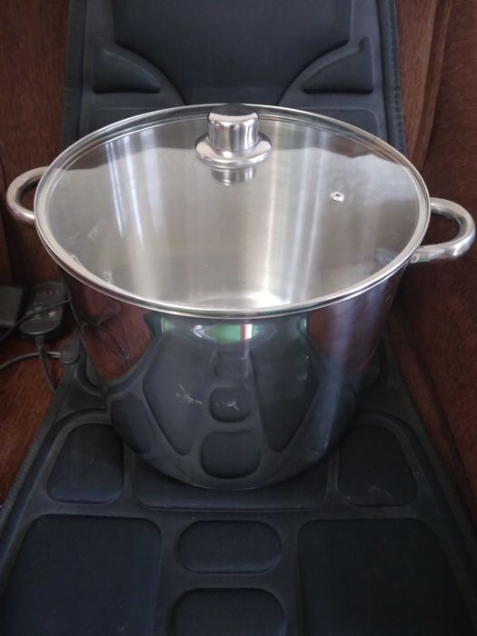 Oala Inox cu capac, 10 l