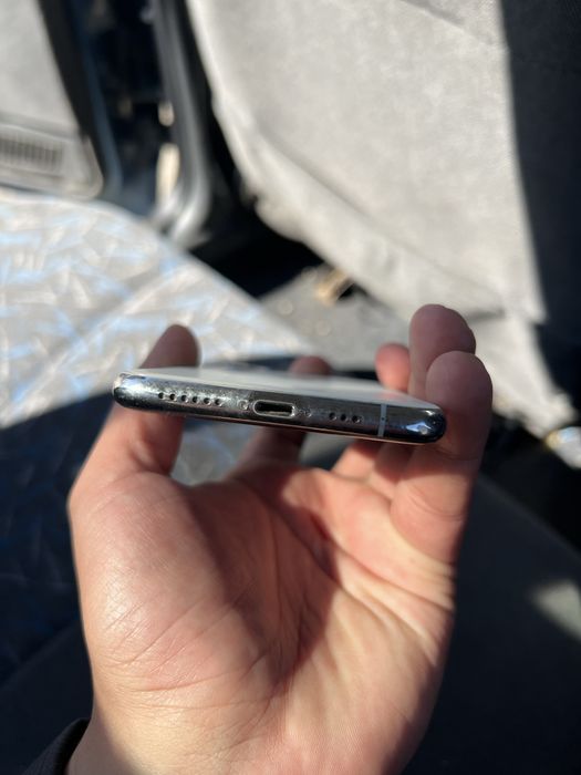 Продам айфон 11 про