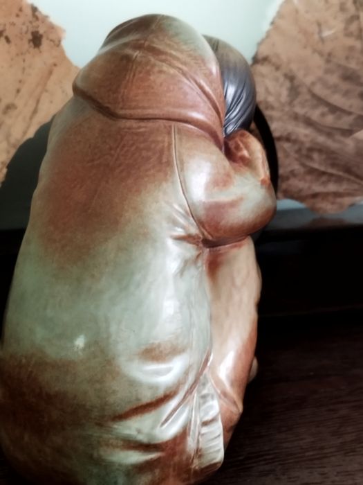 Фарфоровая статуэтка Llardo