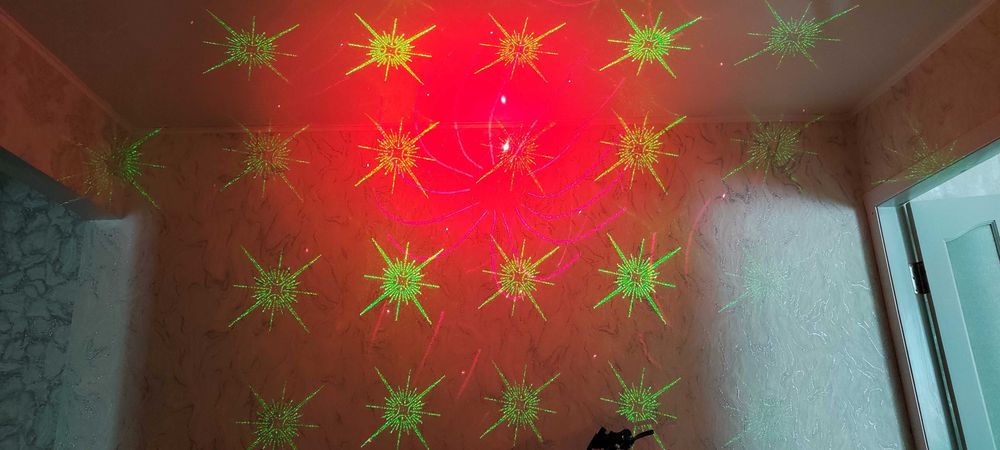 Мини лазерный - световой прибор Party Light
