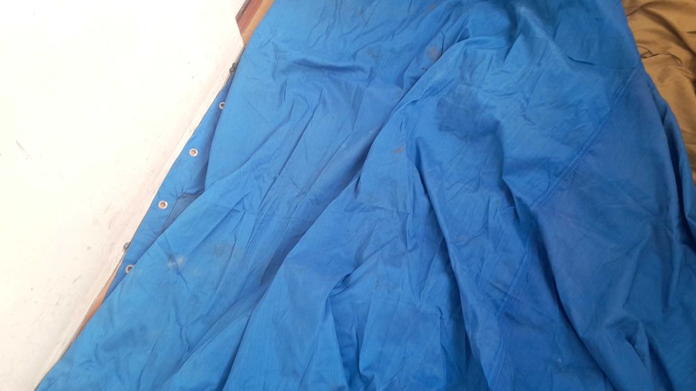 Палатка в б/у состояние