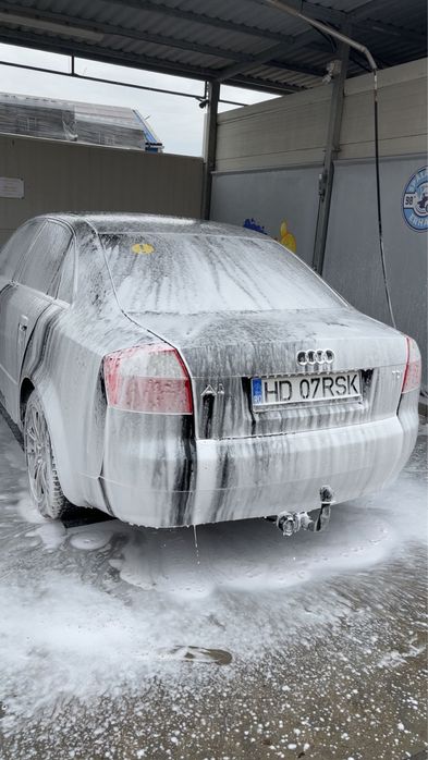 AUDI A4 2004 — imagine 3