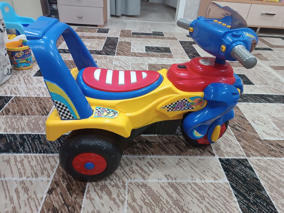 Толокар мотоцикл детский