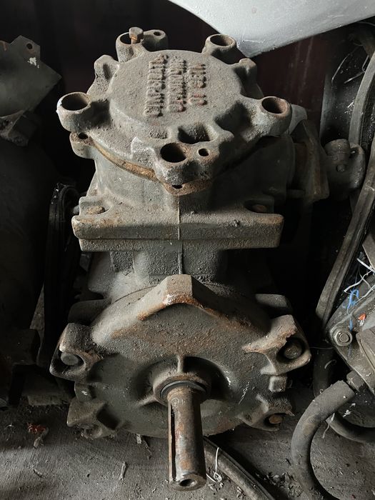 Редуктор с элеутродвигателем