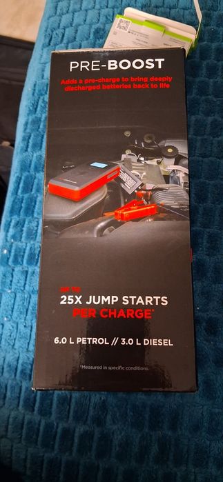 Vand baterie pentru masina