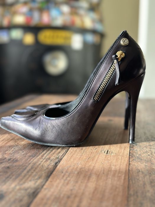 Обувки с ток Love Moschino