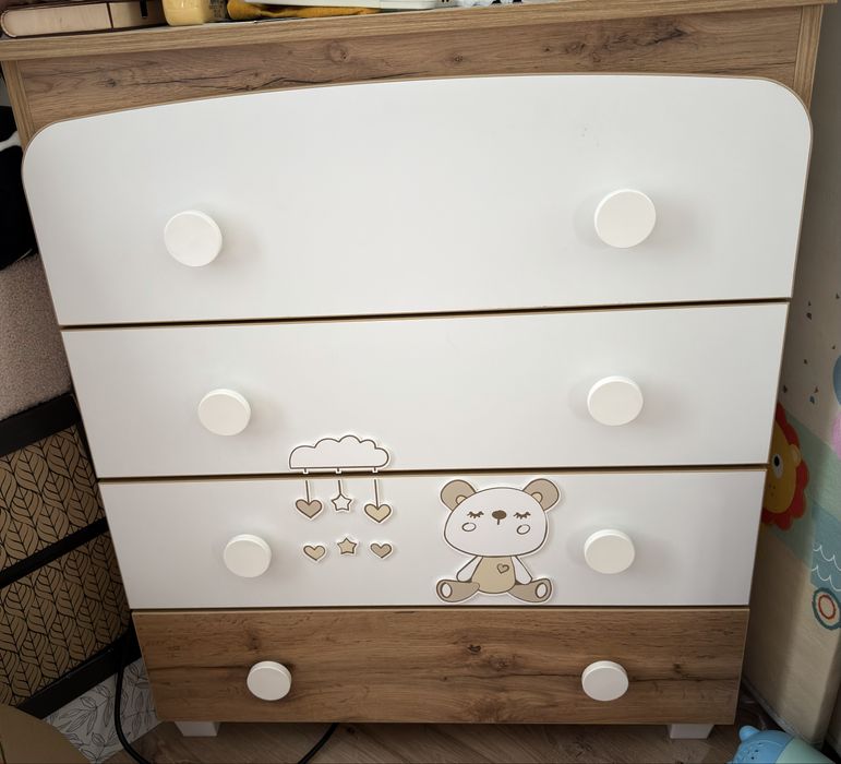 Обзавеждане за бебешка стая - кошара/гардероб/скрин