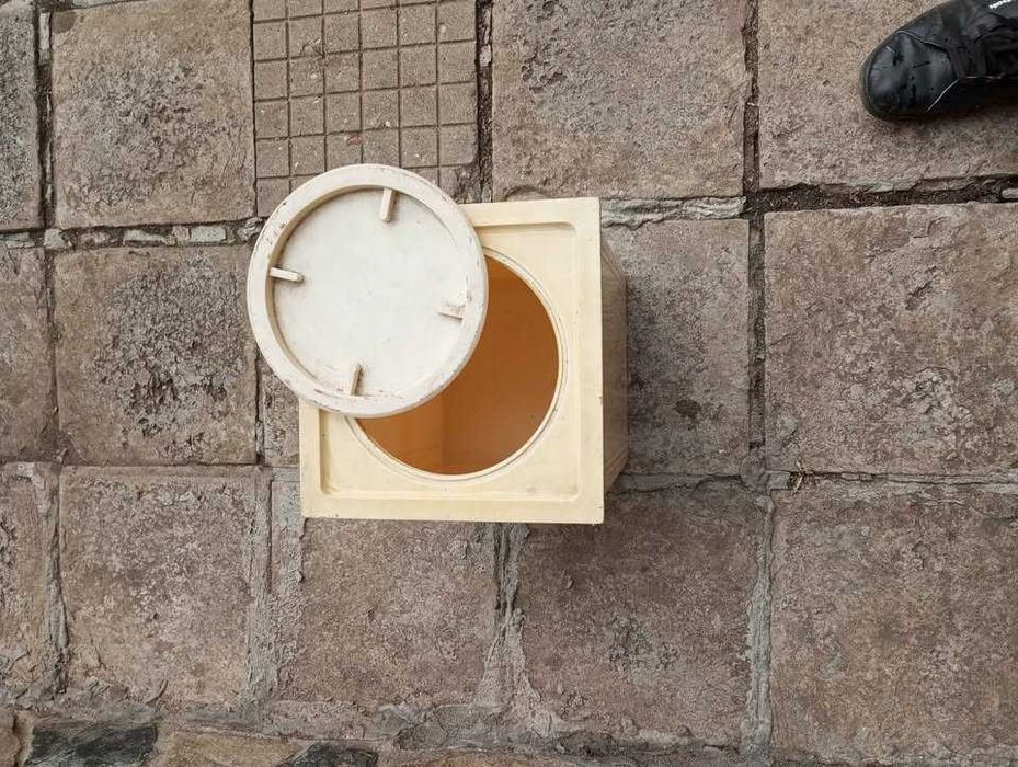 Пластмасова кутия