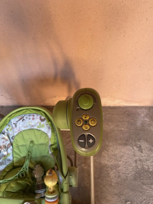 Детская качалка для маленьких детей