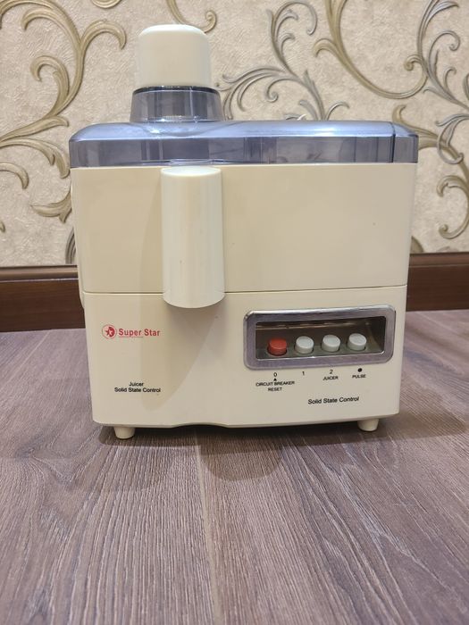 Соковыжималка Super Star SJ-106