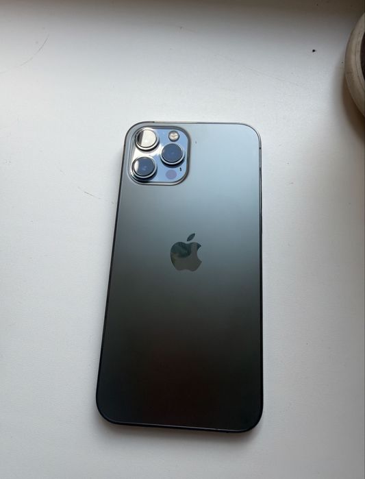 Обменяю iphone 12pro 128Gb