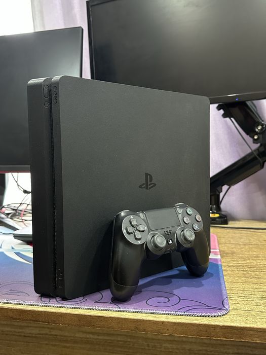PlayStation 4 slim 512GB
