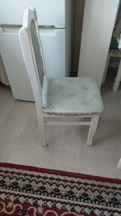 . Кухонные стулья