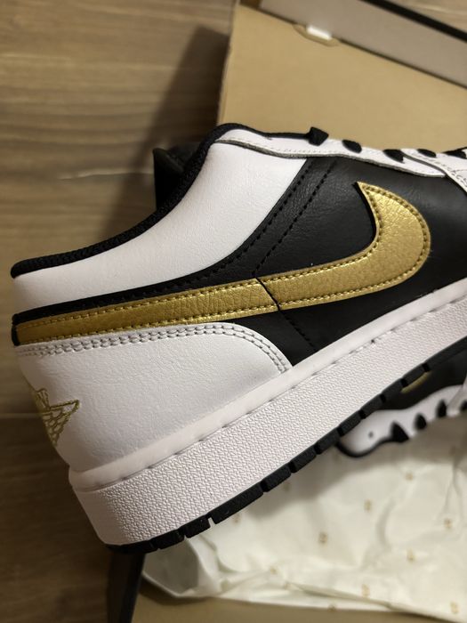 Обувки Jordan 1 Low