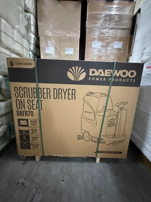 Машина за почистване миене на под Daewoo DAFR70 2026 НОВА подопочистваща с Батерии и зарядно