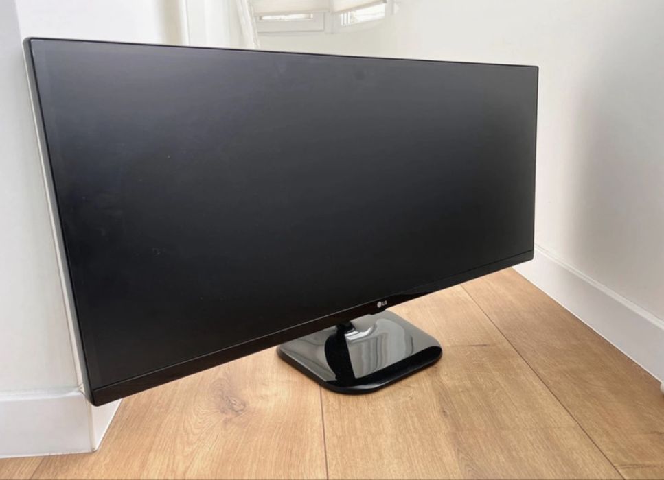 Monitor LG in stare perfecta
