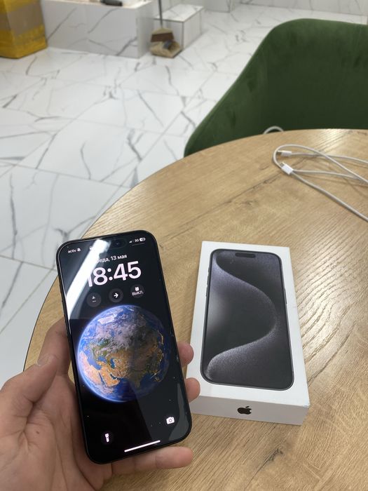 Iphone 15pro черный