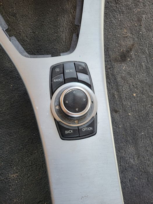 CIC навигация за BMW E90 E91