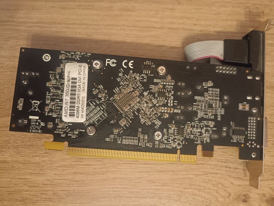 Placa video AMD 350
