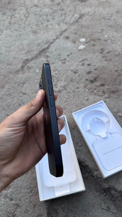 Iphone 15 с гарантией