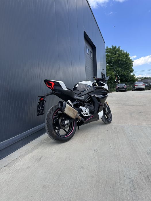 Vând CF moto 450SR , Cat. A2