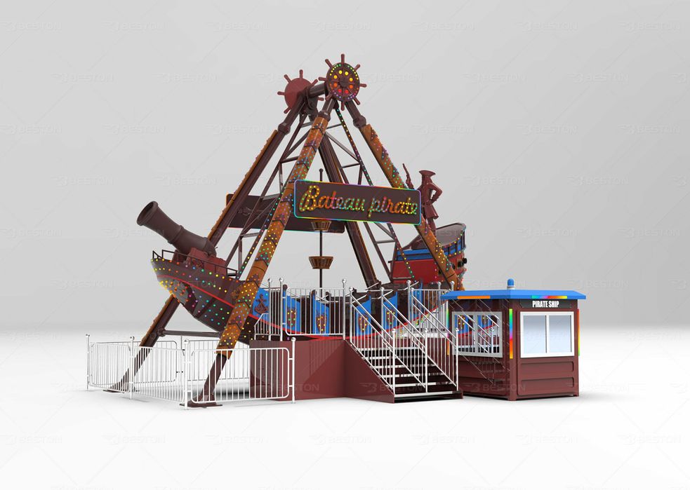 Atraksion piratiski karobli va skameykalar