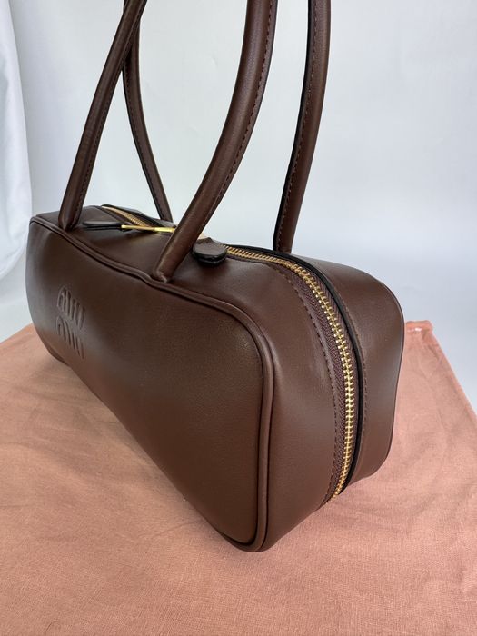 Geanta miu miu piele