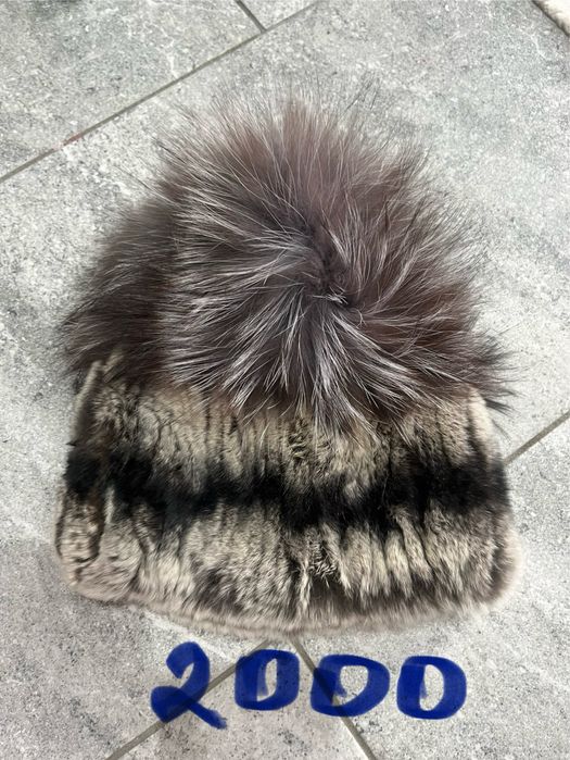 Продам детские шапки и шляпы