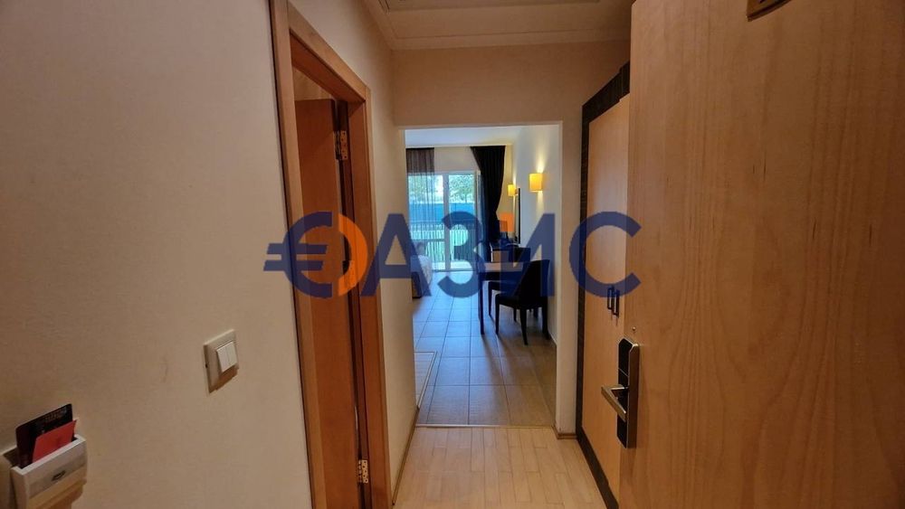 Продава се Едностаен апартамент в к.к. Слънчев бряг - 47 кв.м за 973 €/кв.м - Снимка #2