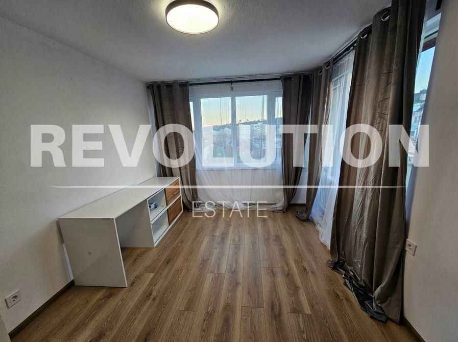 Дава се под наем Тристаен апартамент в Варна, Аспарухово - 70 кв.м за 475 € - Снимка #11