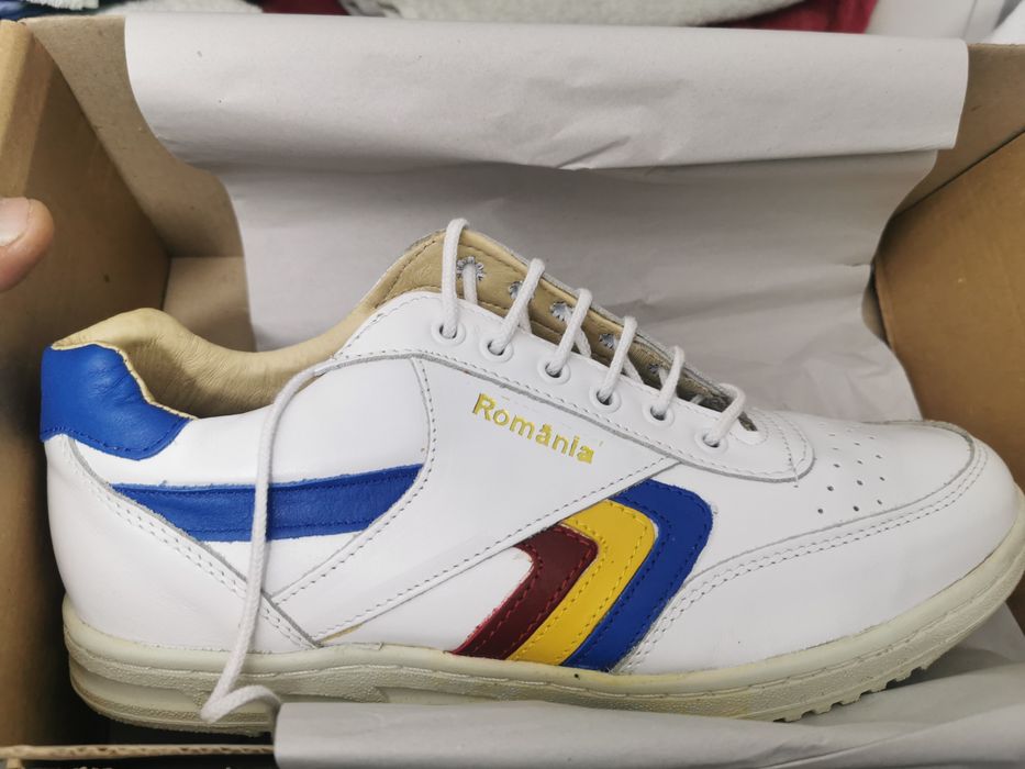 Încălțăminte piele