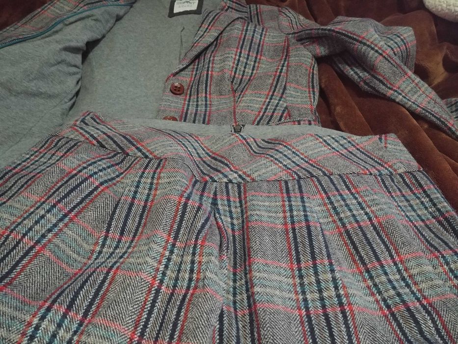 Costum dama Esprit,L