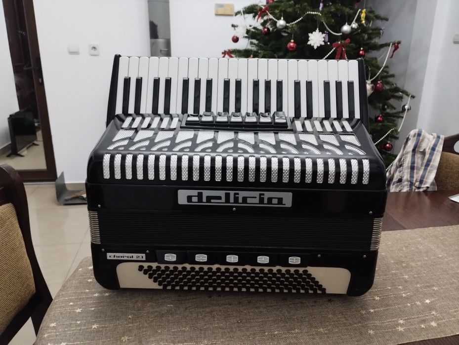 Acordeon  Delicia Choral 23,120 Bași, 7 Registre + 5Registre