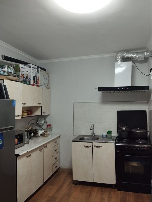 Срочно продаётся 3-х комнатная квартира + подвал