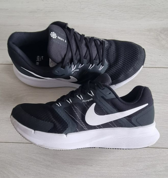Мъжки маратонки NIKE SWIFT 3 (42.5)