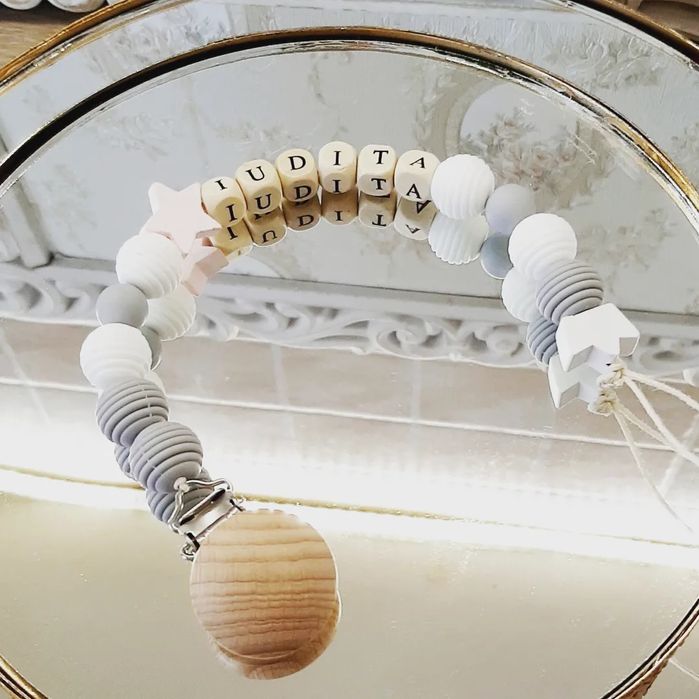 Lantisoare pentru suzeta