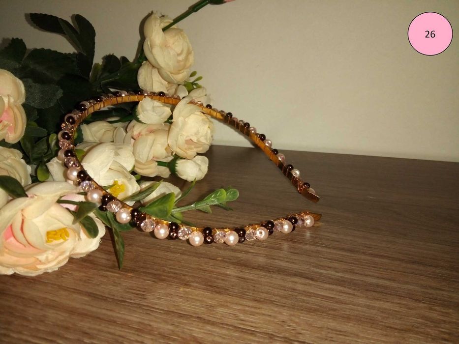 Диадеми с перли 4 €