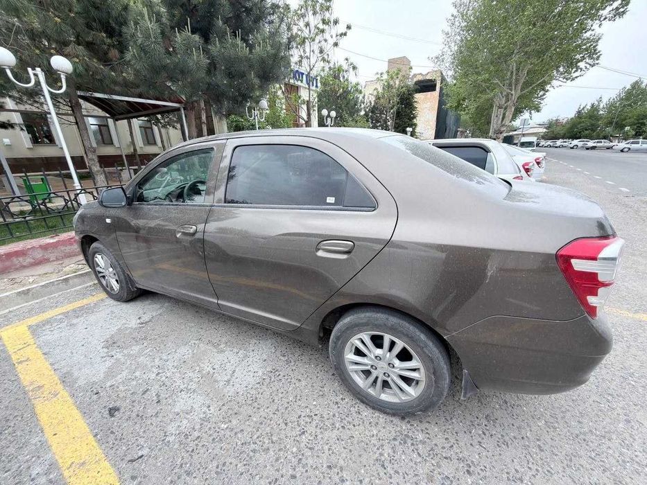 Chevrolet Cobalt 2023 — 4