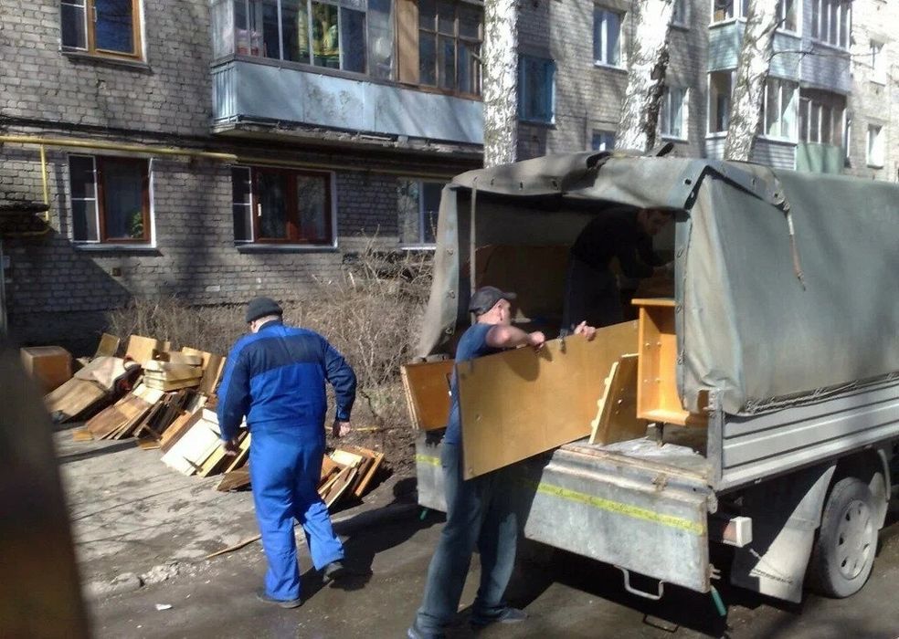 Грузчики разнорабочие вывоз мусора и все что не надо мебель строй мат