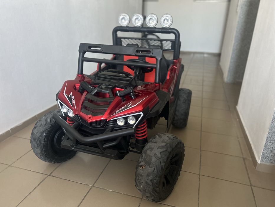 Машинка электрическая детская