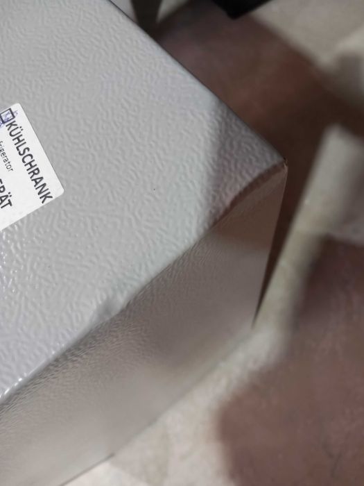 Frigider de 90 litri