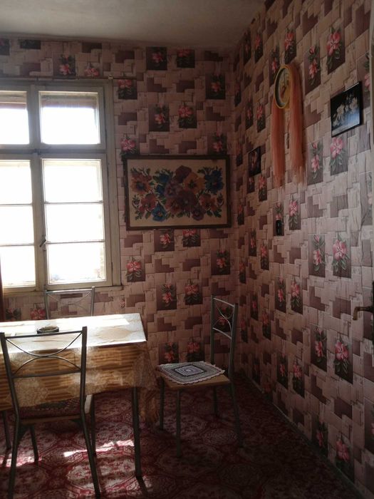 Продавам къща в село, Владимирово област. Монтана