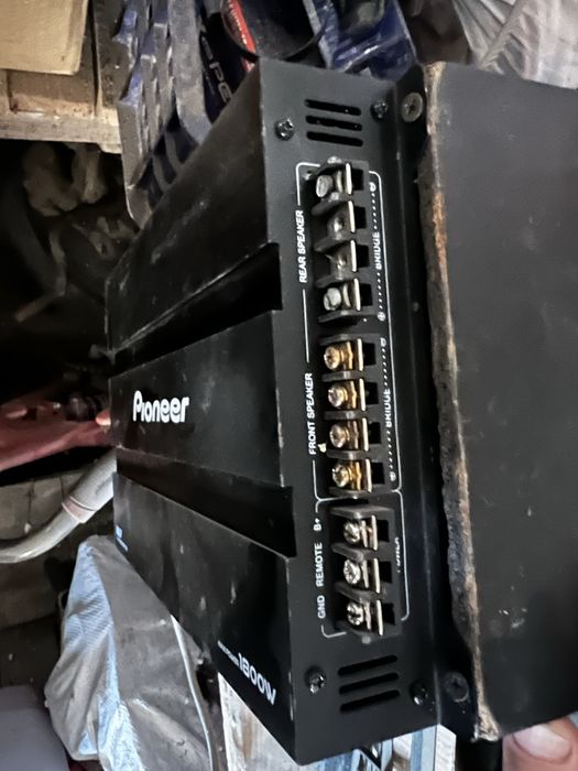 Уселител звука Poiner на 1800 w