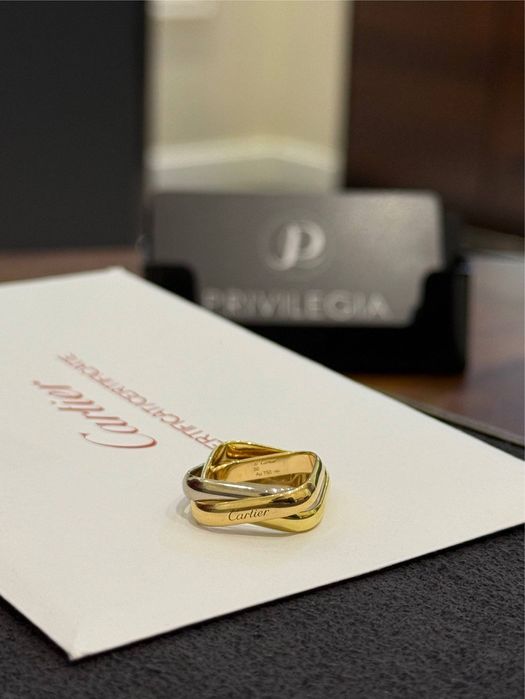 NEW Кольцо Cartier Trinity Cushion-shaped classic model