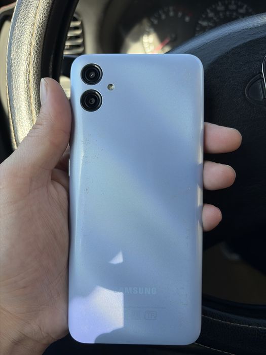 Самсунг а 04 в отличном состоянии