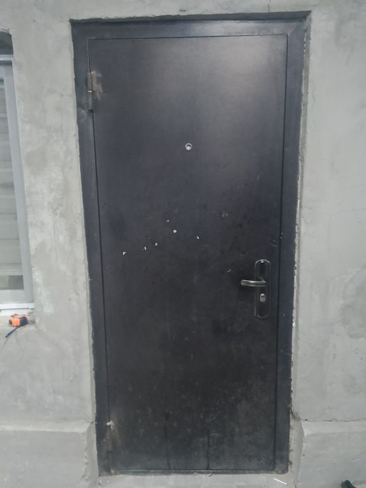 Дверь металлическая