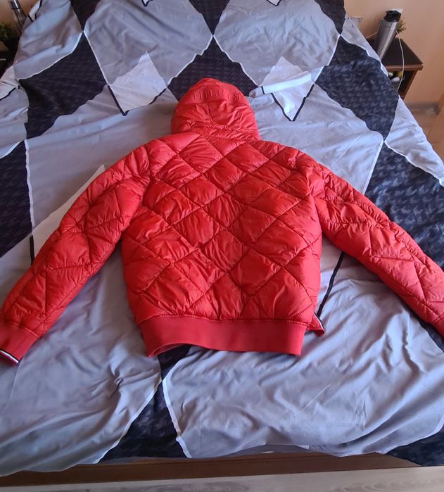 Яке Tommy Hilfiger