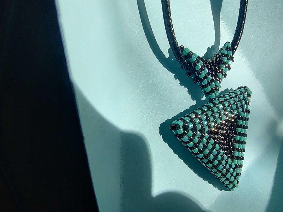 Ръчно изработени бижута