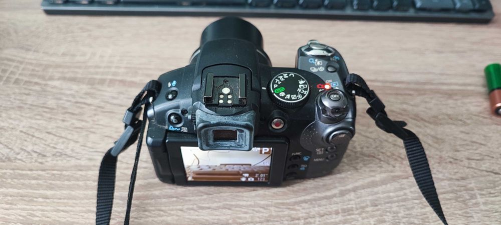Canon A590is и Canon PowerShot S5is
